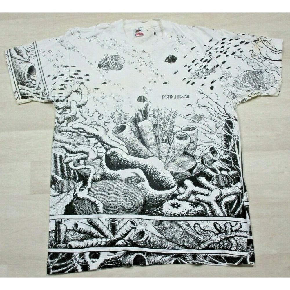Vintage 1990's AOP Wrap Single Stitch All Over Print (XL) Kona Hawaii Seascape